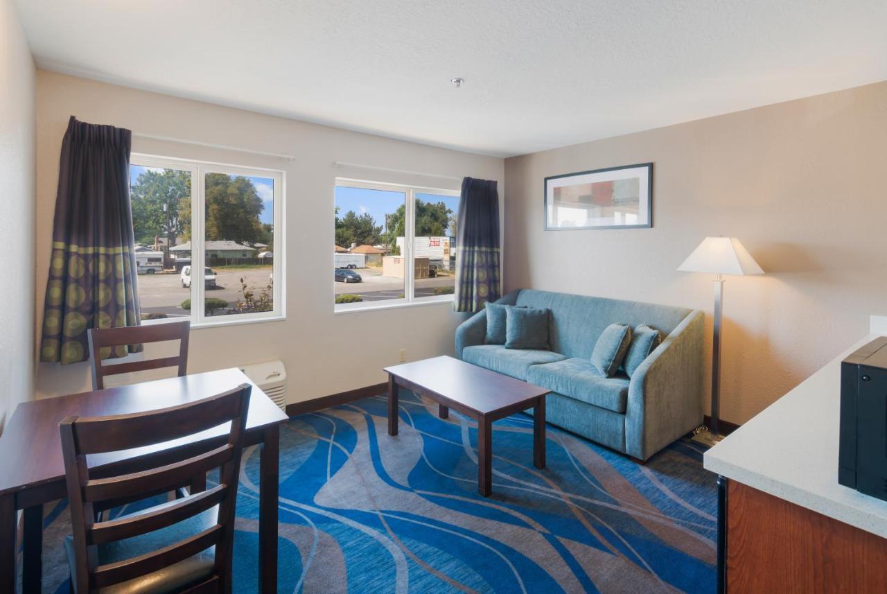 Quality Inn & Suites Kennewick Tri-Cities Buitenkant foto