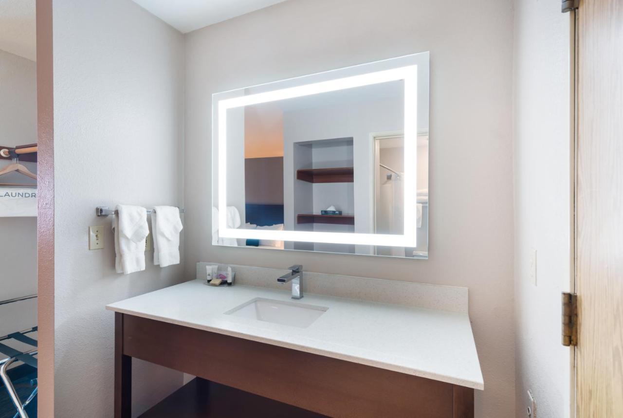 Quality Inn & Suites Kennewick Tri-Cities Buitenkant foto