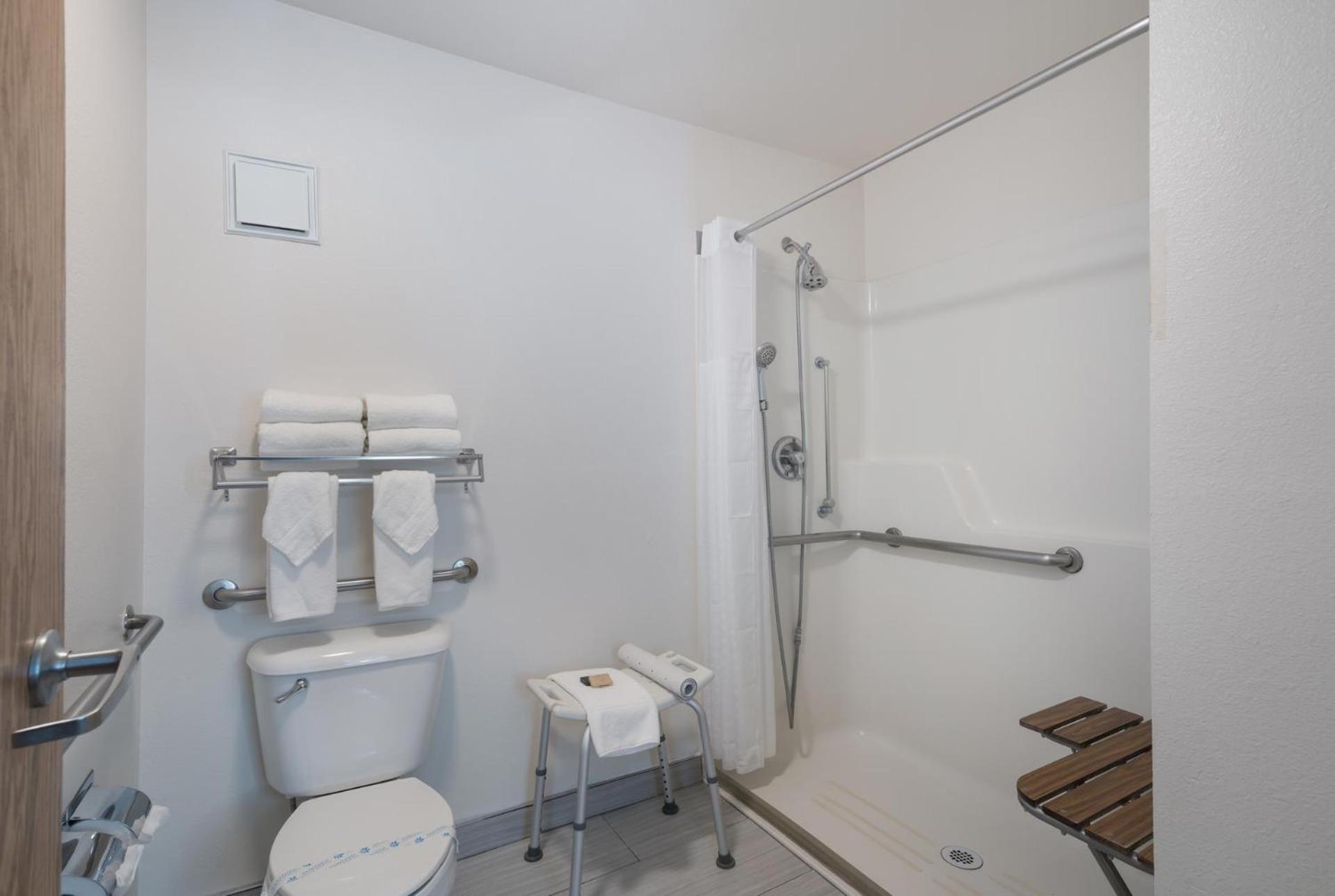 Quality Inn & Suites Kennewick Tri-Cities Buitenkant foto