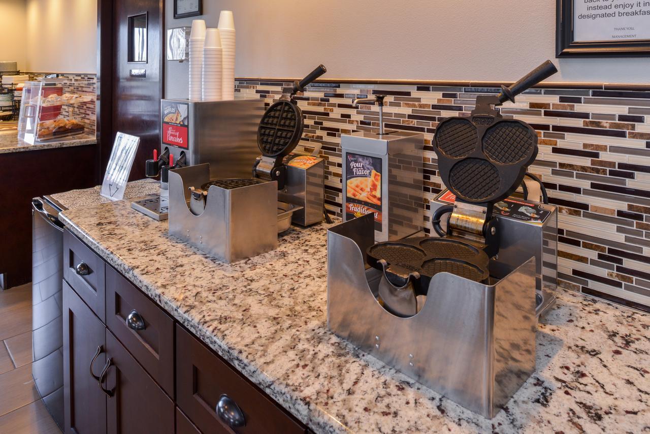 Quality Inn & Suites Kennewick Tri-Cities Buitenkant foto